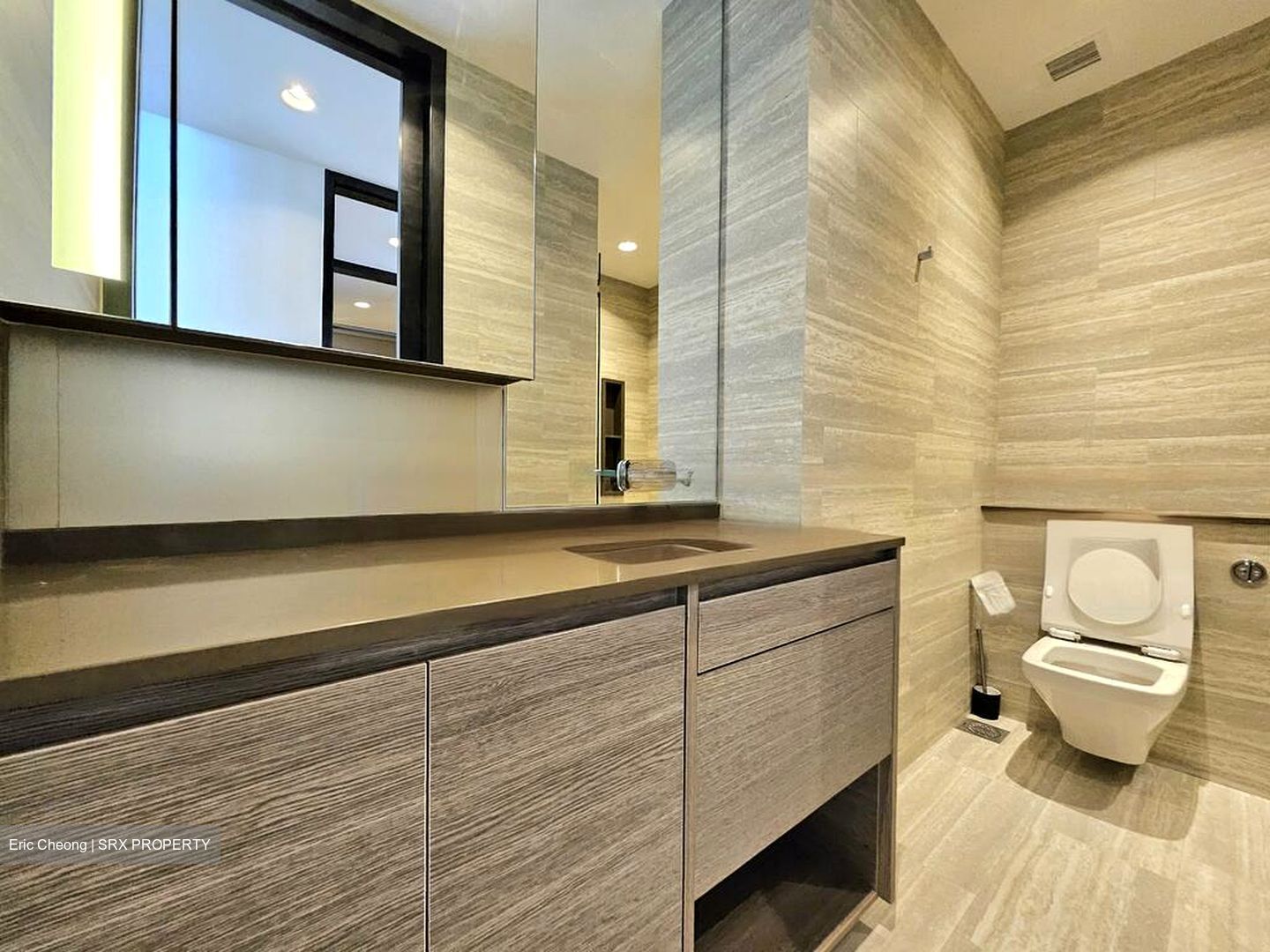 The Crest (D3), Condominium #469698001